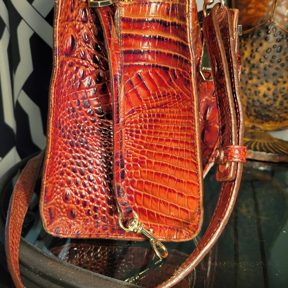 Purses - Picture 12 of 12